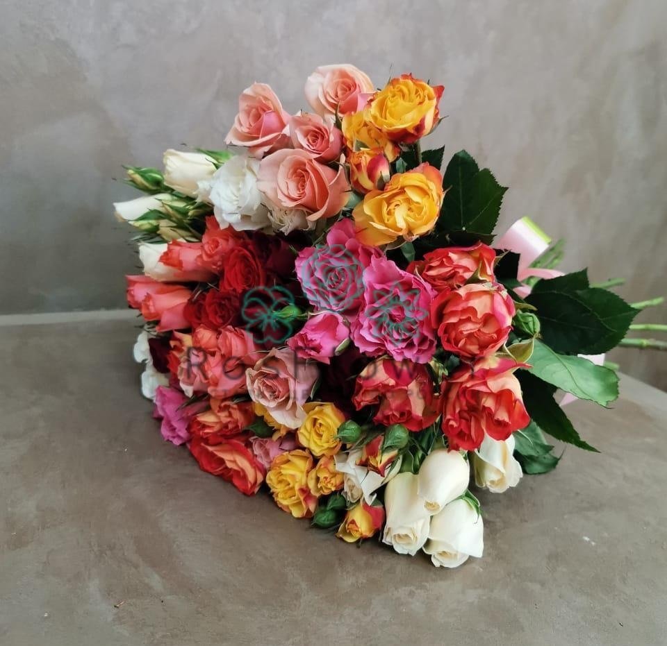 Букет цветов из: Розы в Дичне