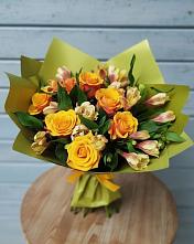 Букет цветов из:  Альстромерии и Розы в Дичне