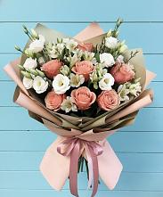 Букет цветов из:  Розы, Альстромерии и Лизиантусы в Дичне