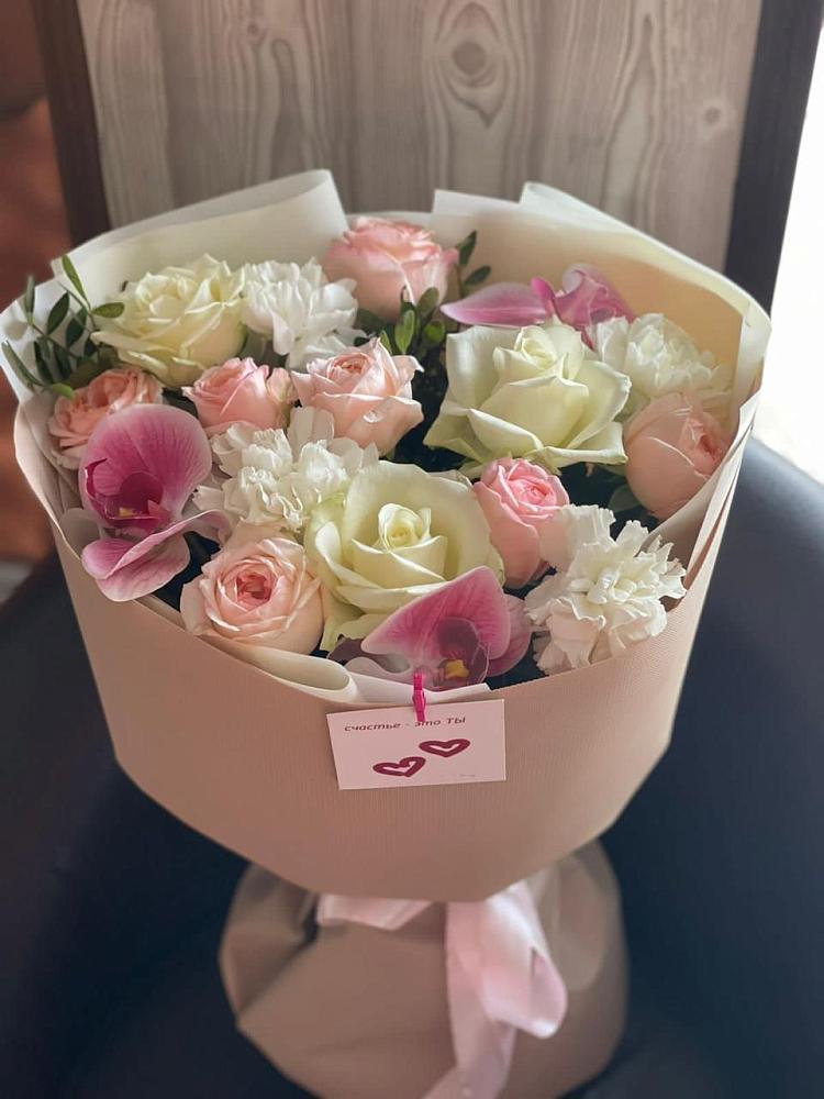 Букет цветов из: Орхидеи, Розы и Гвоздики в Дичне