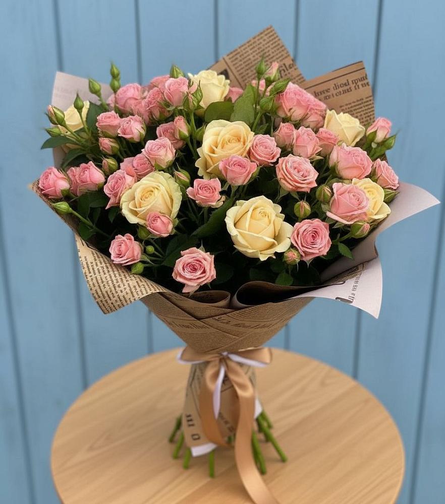 Букет цветов из: Розы в Дичне