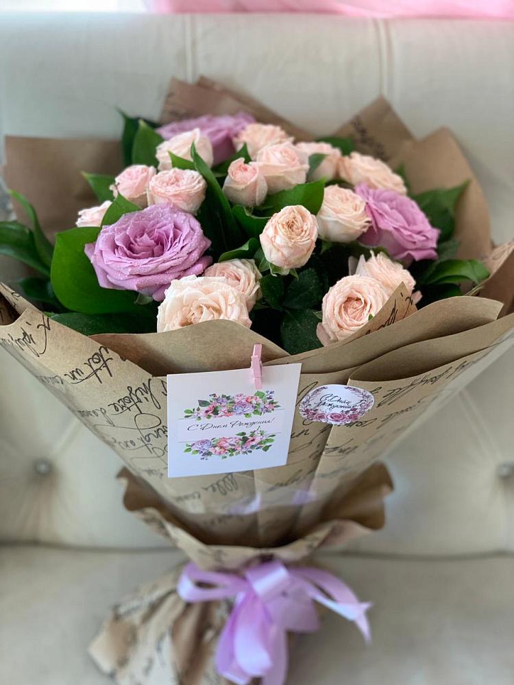 Букет цветов из: Розы в Дичне