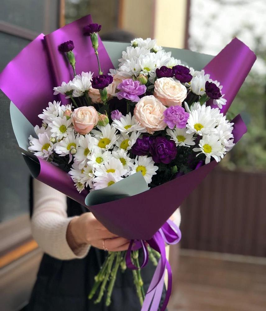 Букет цветов из: Хризантемы, Гвоздики и Розы в Дичне