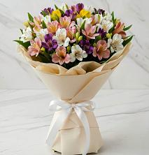 Букет цветов из:  Альстромерии в Дичне