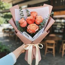 Букет цветов из:  Розы в Дичне