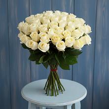 Букет 51 Белая роза Эдлесс Лав в Дичне