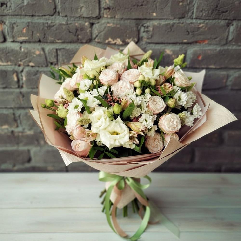 Букет цветов из: Альстромерии, Розы и Хризантемы в Дичне