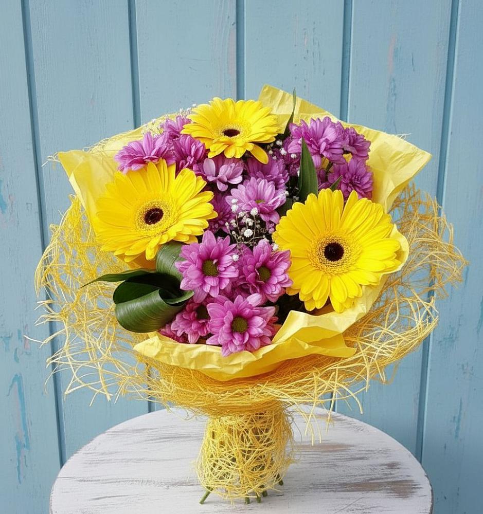 Букет цветов из: Хризантемы и Герберы в Дичне