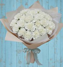 Букет цветов из:  Гвоздики в Дичне